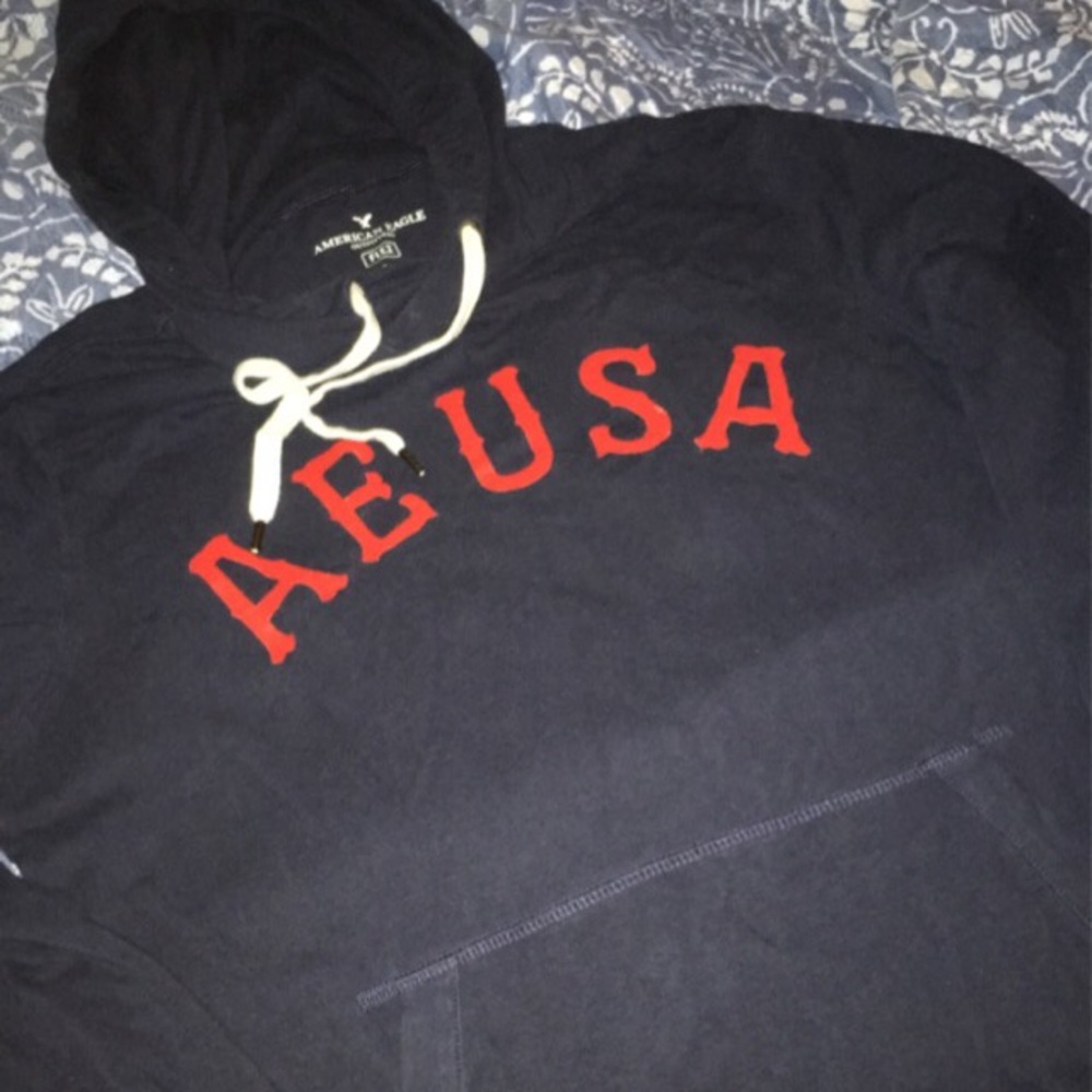 American Eagle sweater